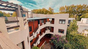 Viajero Hostels | Viajero Colonia Posada B&B | Fachada del edificio de Viajero Posada