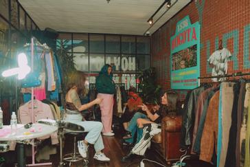 Viajero Hostels | Viajero Bogotá | Feria de emprendimientos colombianos en Viajero Hostels Bogotá, en el centro histórico de la ciudad