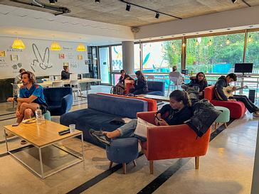 Viajero Hostels | Viajero Buenos Aires | Lounge area with sofas and chairs for all guests in Viajero Buenos Aires.