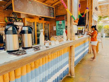 Viajero Hostels | Viajero Paracas Hostel | Wooden restaurant bar where breakfasts are served at Viajero Kokopelli Paracas.